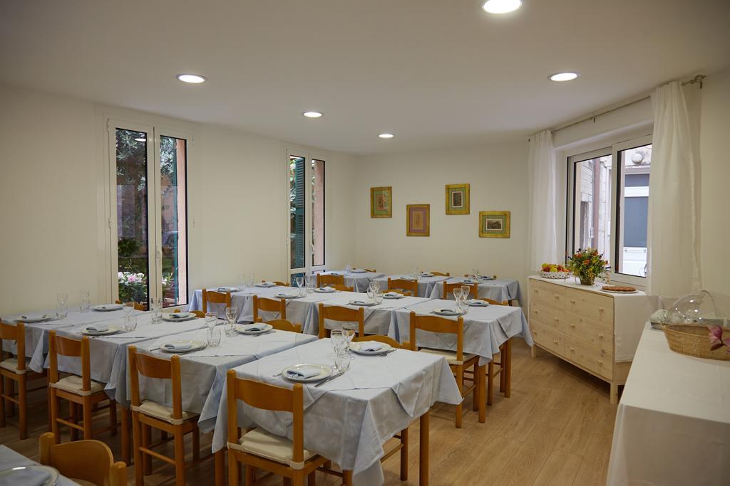 Hotel Lydia Alassio Kültér fotó