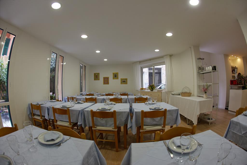 Hotel Lydia Alassio Kültér fotó