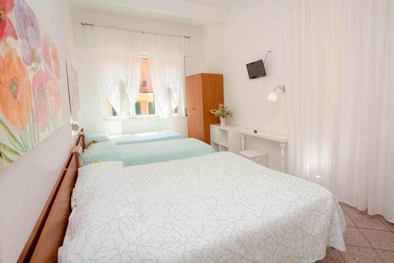 Hotel Lydia Alassio Kültér fotó